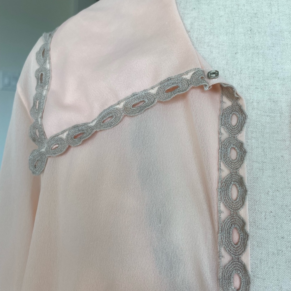 Vintage Formfit Rogers Peach Gown and Robe Set - Picture 11 of 14